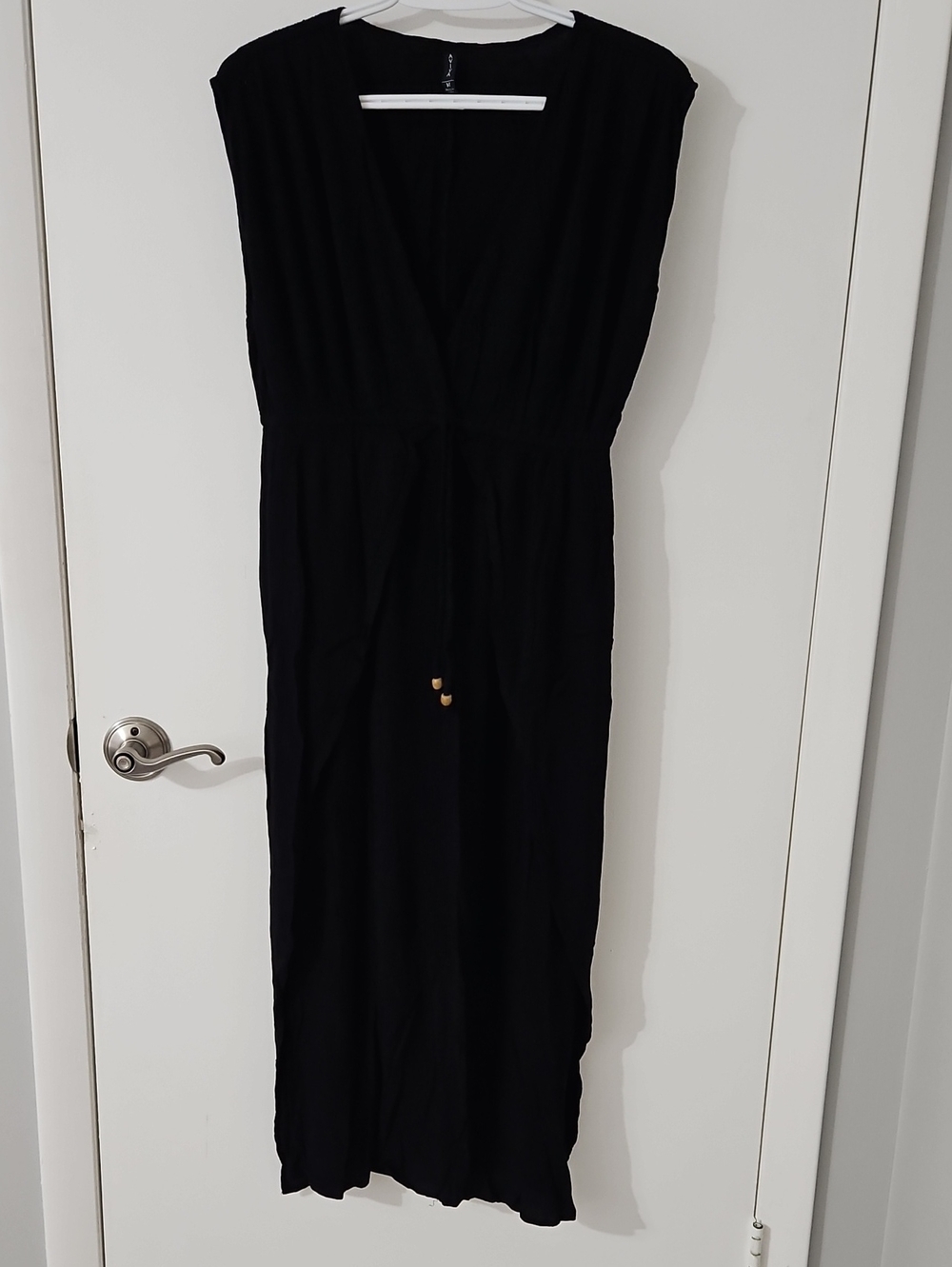 Raviya Black Sleeveless  Coverup